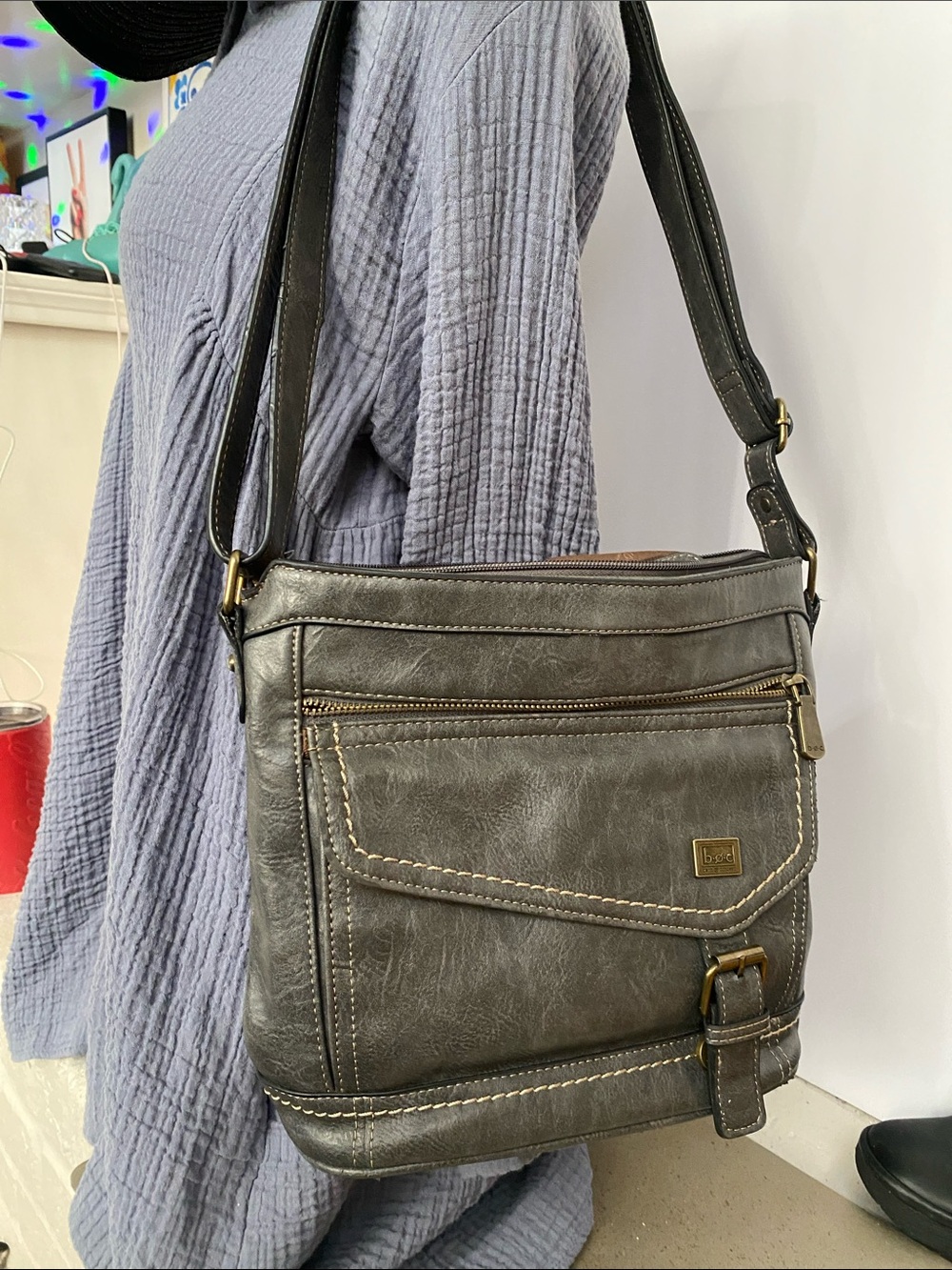 Gray Faux-Leather shoulder Bag and wallet with Adjustable Strap like new